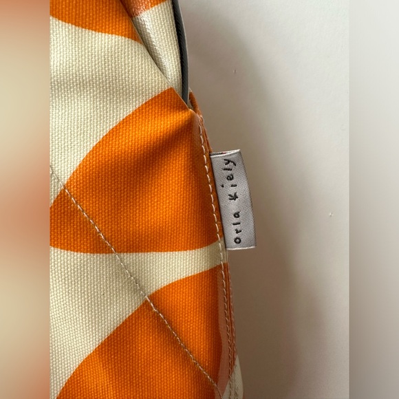 Orla Kiely - Classic Multi Stem Large Tote Bag - Orange / White - Picture 3 of 10